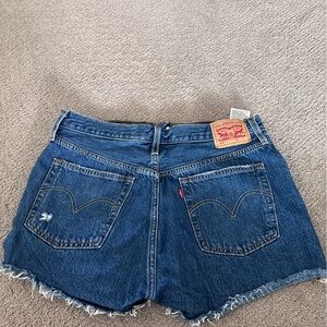 Levi’s Dark Distressed Denim High Rise Shorts - size w30